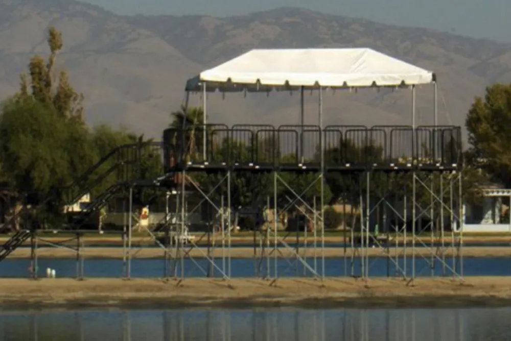 An elevated staging platform idea.